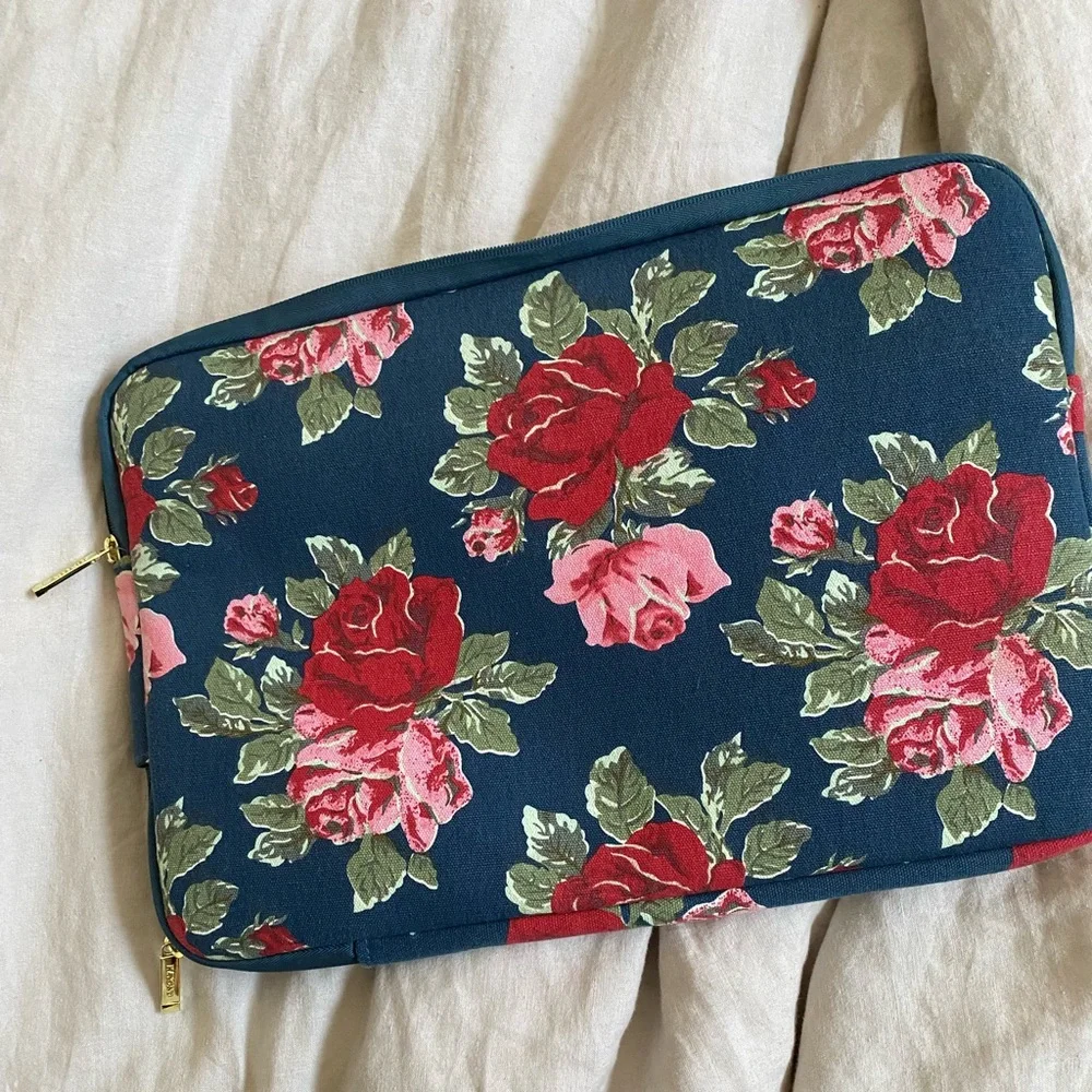 15 in floral computer case